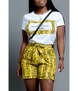 Lovely Casual O Neck Snakeskin Pattern Printed Yellow Two-piece Shorts Set